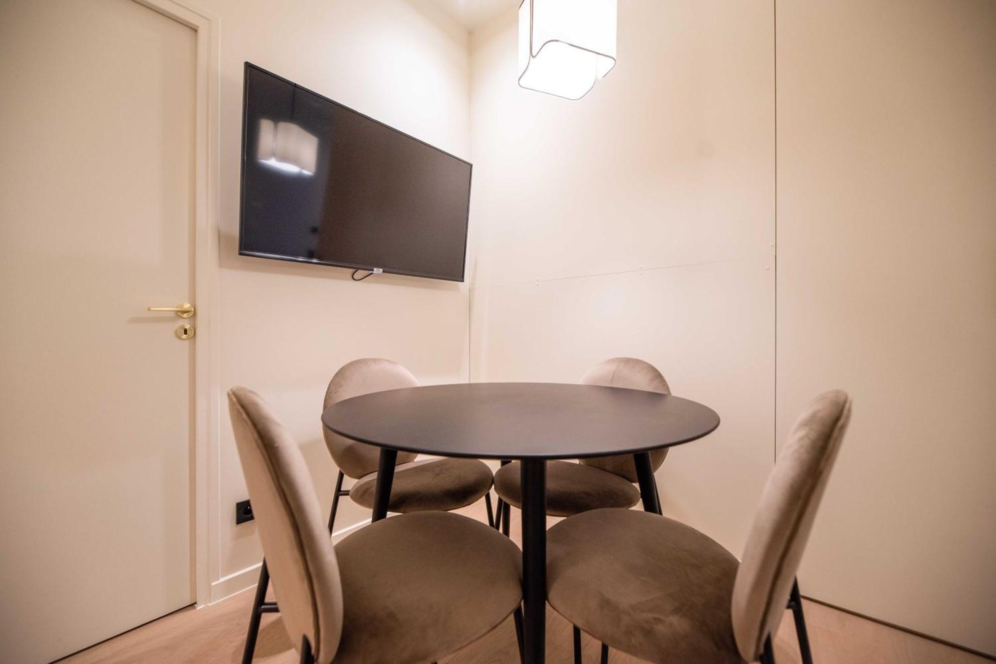 Exceptional With Ac-1br-4p-palais Garnier Appartement