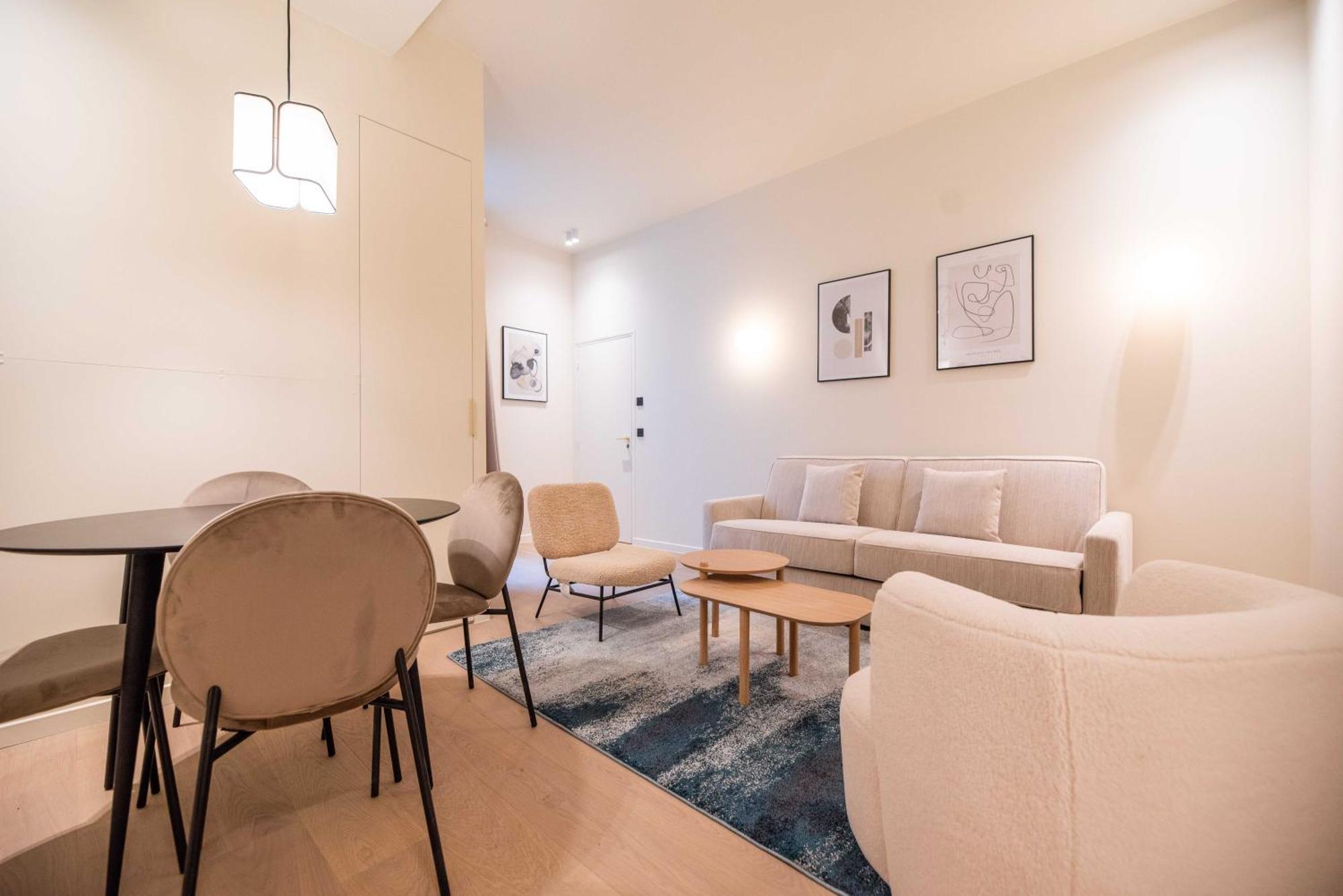 Appartement Exceptional With Ac-1br-4p-palais Garnier *